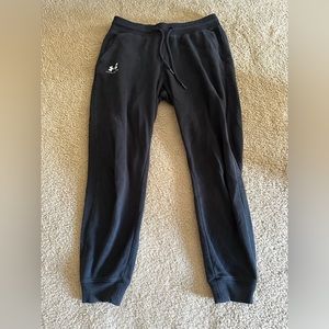 Medium Under Armour Sweatpants